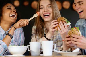 teenagers-adolescents-alimentation-fondation-bonduelle