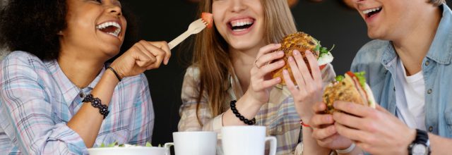 teenagers-adolescents-alimentation-fondation-bonduelle
